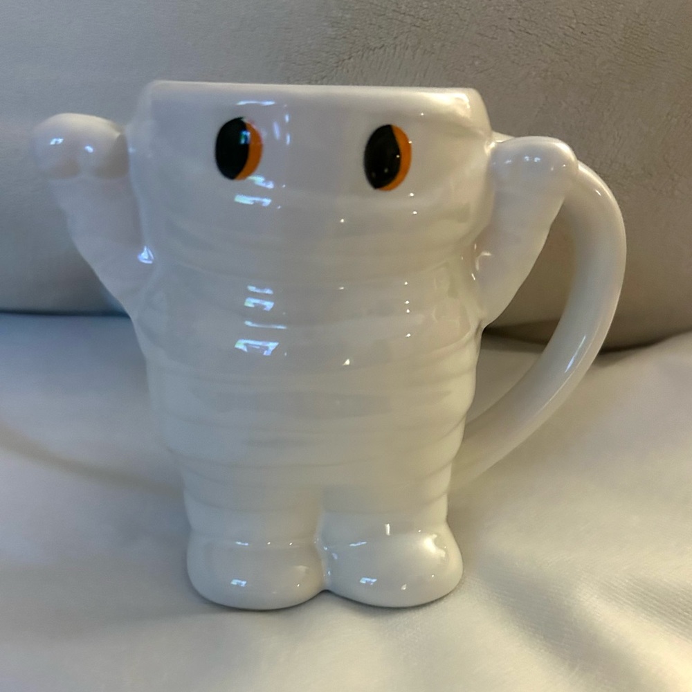 “Hide and Eek” Mummy Mug. 12oz (Target 2023) - Picture 2 of 10